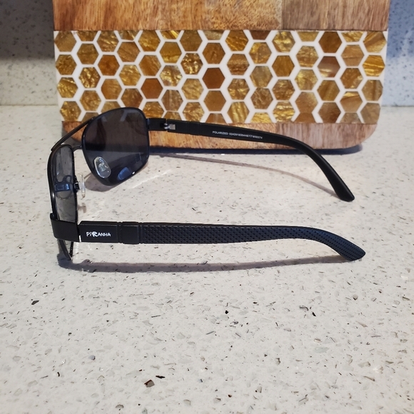 PiRanha Black Polarized Sunglasses Unisex Everyday Men Women Beach Swim Pool - Picture 4 of 10